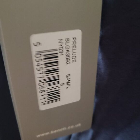 Brand New Bench Prelude Navy Blue Short Sleeve Activewear Top - Picture 4 of 4